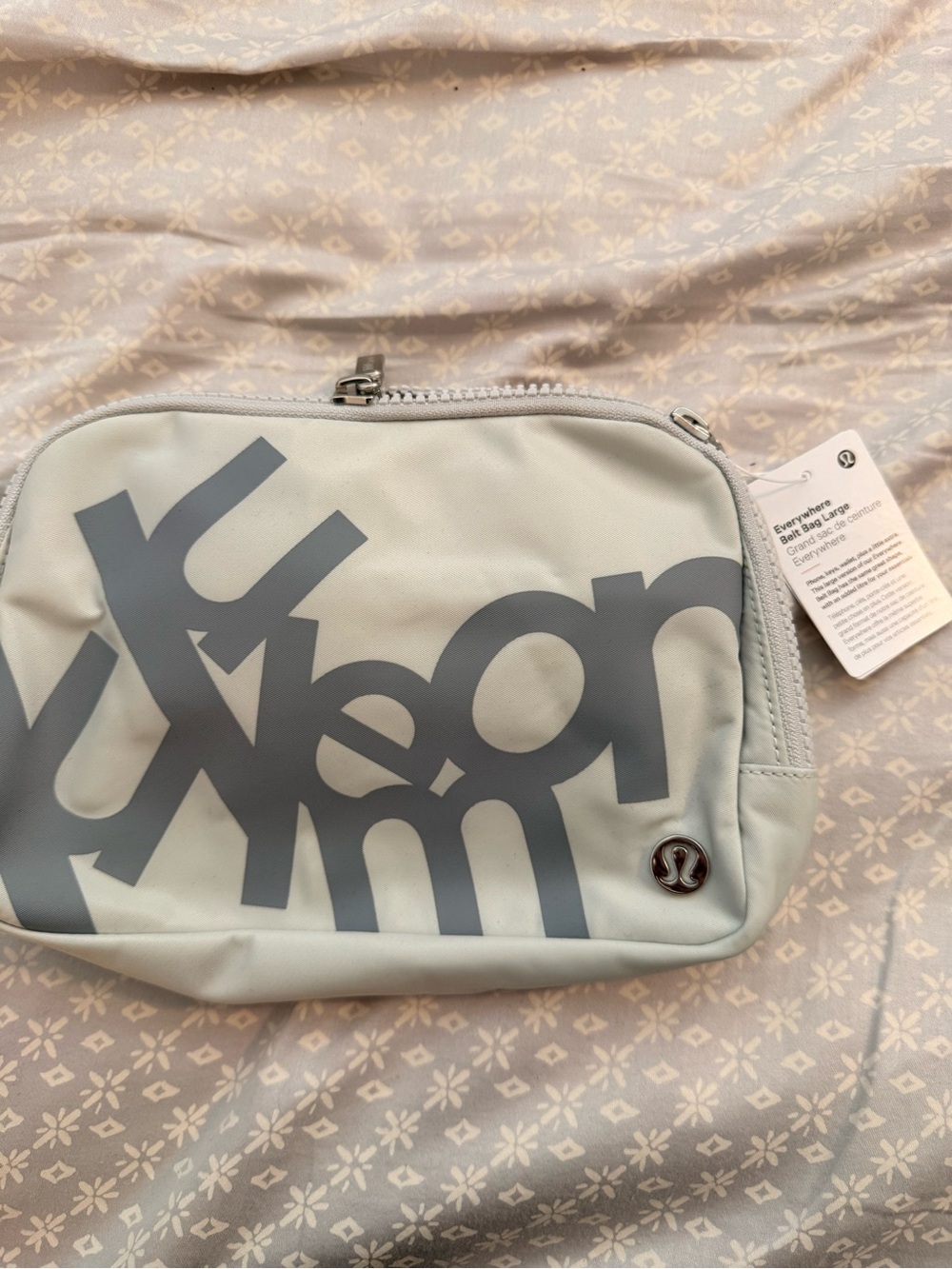 lululemon athletica Light Gray Crossbody Bag with Gray Logo 2L